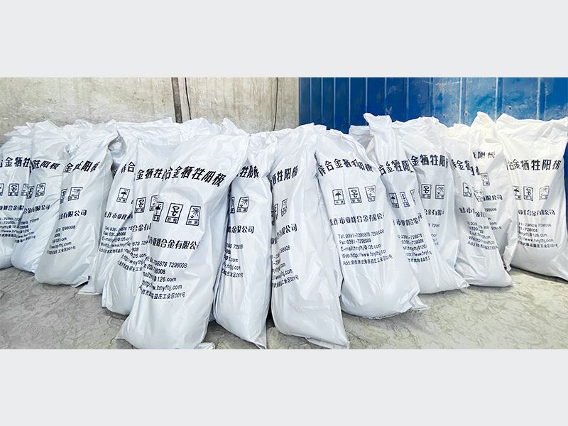 埋地管線，儲罐外壁及其它地下金屬結(jié)構(gòu)常用犧牲陽極